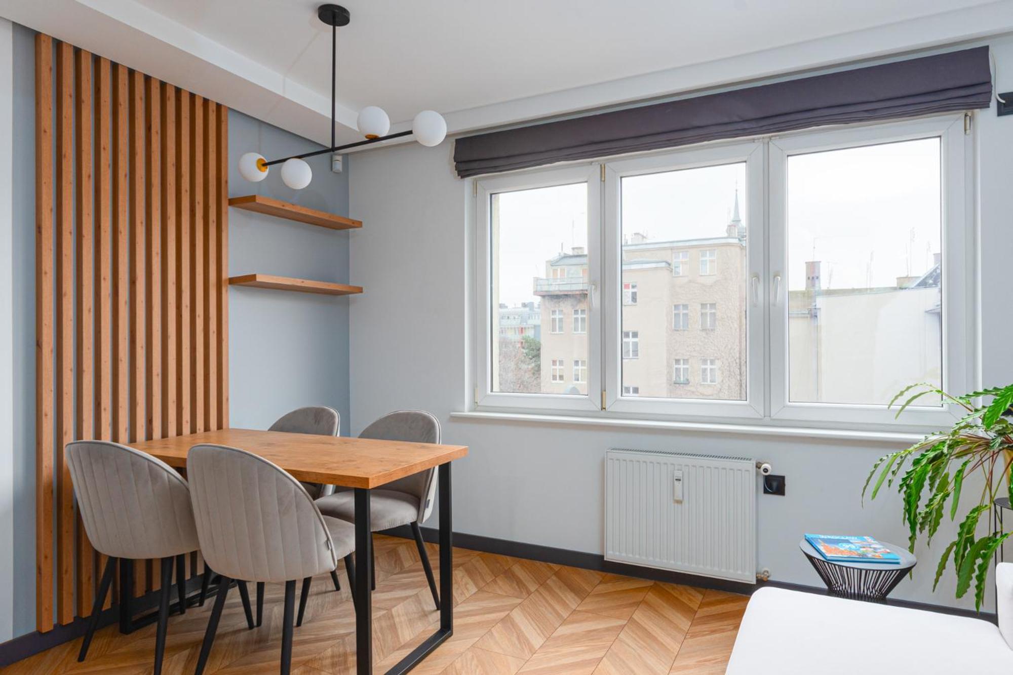 Czysta Modern * Vratislav